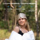 modelfoto zijden slaapmasker goud